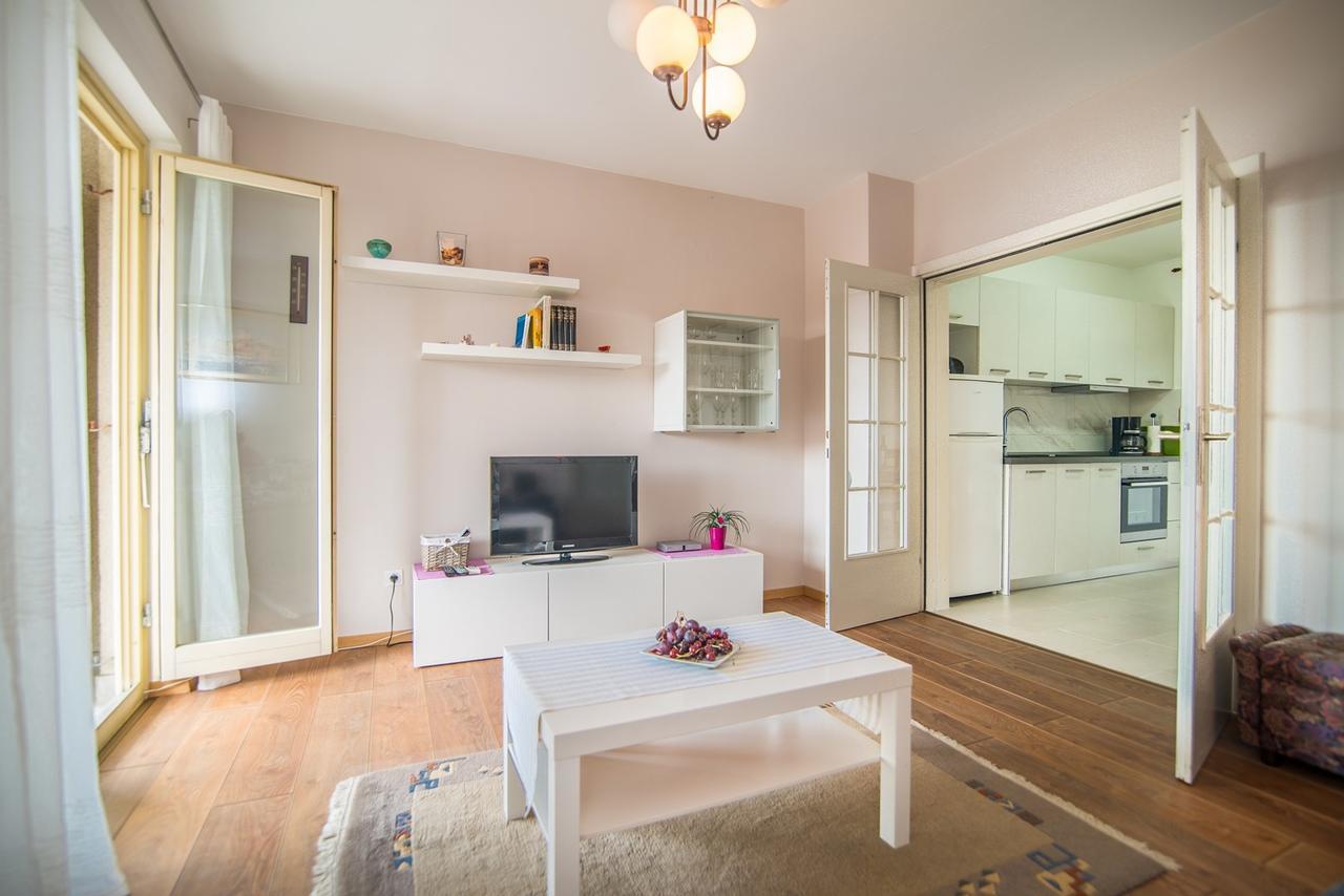 Apartment Vesna Kandlerova Porec Esterno foto
