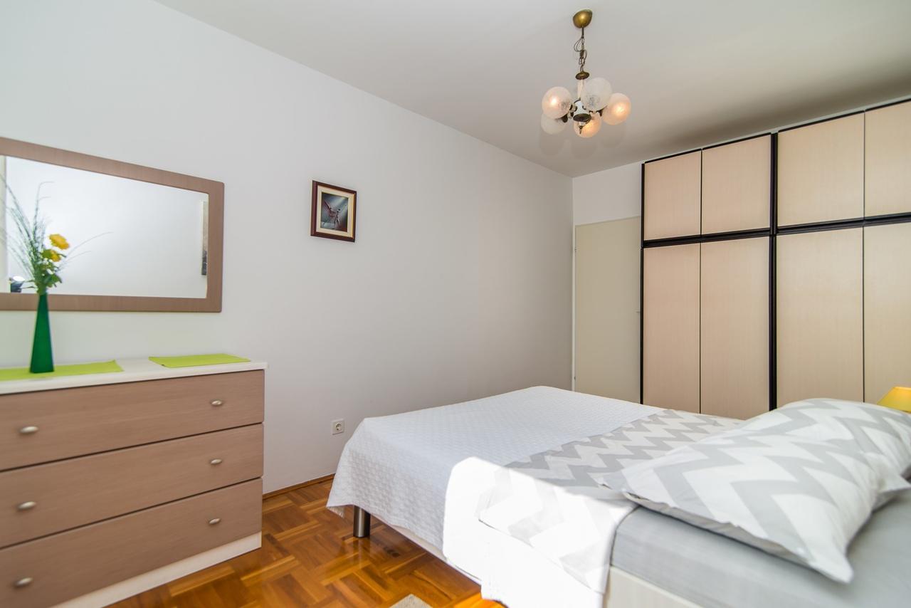 Apartment Vesna Kandlerova Porec Esterno foto